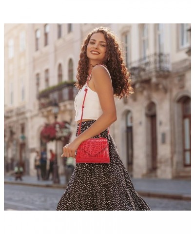 Crocodile Crossbody Shoulder Bags for Women, Small Trendy Purse for Phone, Womens Top Handle Clutches Handbags Red $19.43 Totes